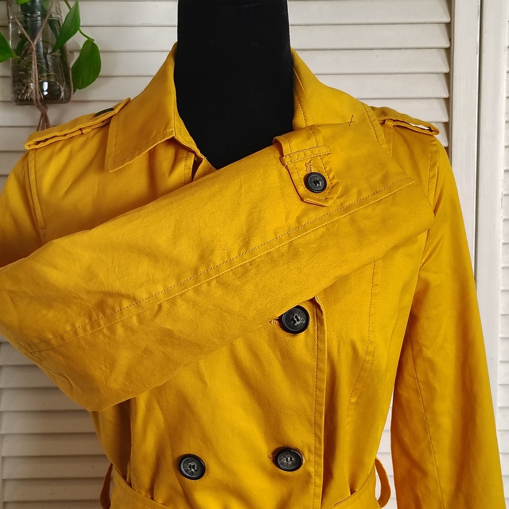 Forever 21 Mustard Double-Breasted Trench Coat Size M – Like New - Picture 7 of 9